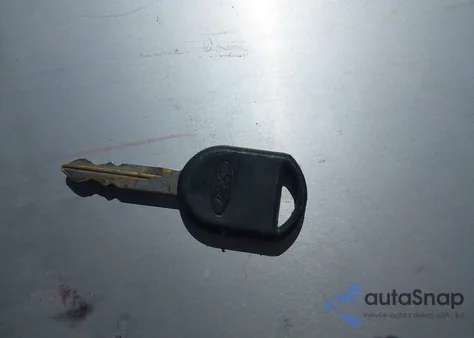 2004 Ford F-150 Lariat/Xlt from USA, damaged, VIN 1FTPW12574KC86483